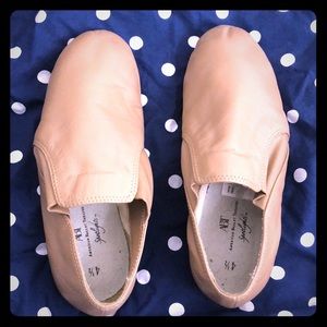 Nude jazz flats